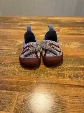 Nike Swoosh 1 Size 5